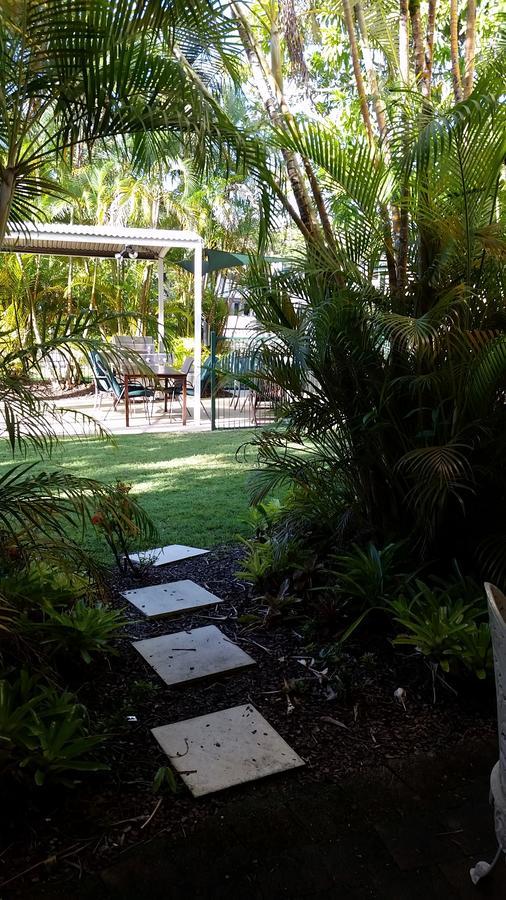 Pacific Sands Apartments Cairns Buitenkant foto