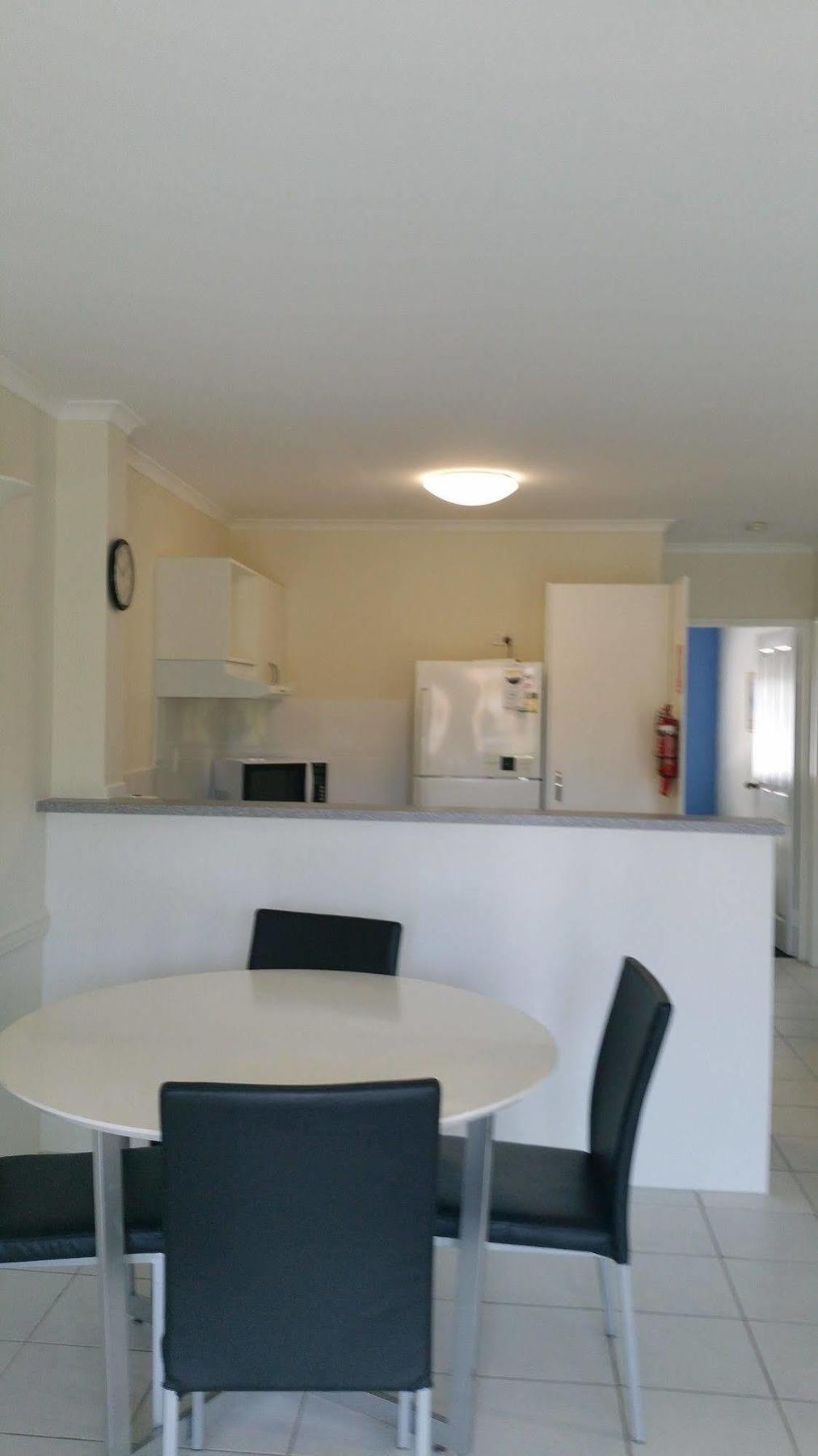 Pacific Sands Apartments Cairns Buitenkant foto